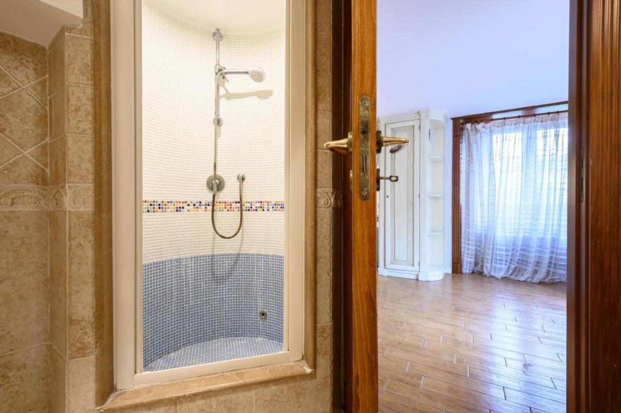 Апартаменты Toto E Peppino Family House Неаполь Экстерьер фото